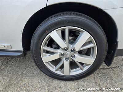 2015 Nissan Pathfinder Platinum   - Photo 36 - Greenwood, IN 46142