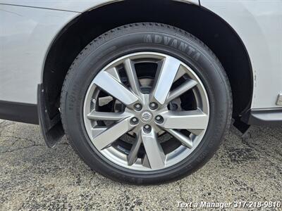 2015 Nissan Pathfinder Platinum   - Photo 39 - Greenwood, IN 46142