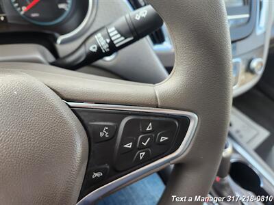 2018 Chevrolet Malibu LT   - Photo 11 - Greenwood, IN 46142