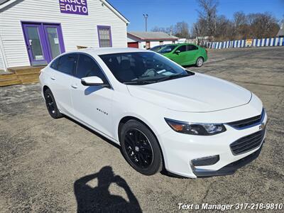 2018 Chevrolet Malibu LT   - Photo 7 - Greenwood, IN 46142