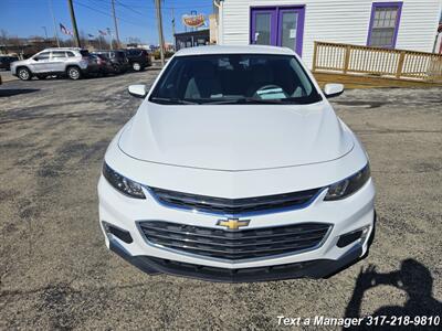 2018 Chevrolet Malibu LT   - Photo 8 - Greenwood, IN 46142