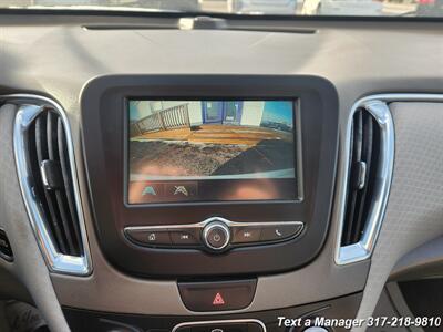 2018 Chevrolet Malibu LT   - Photo 15 - Greenwood, IN 46142