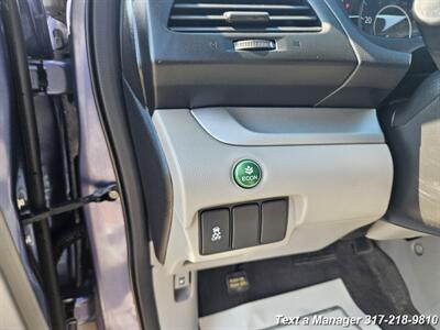 2013 Honda CR-V LX - Photo 12 - Greenwood, IN 46142