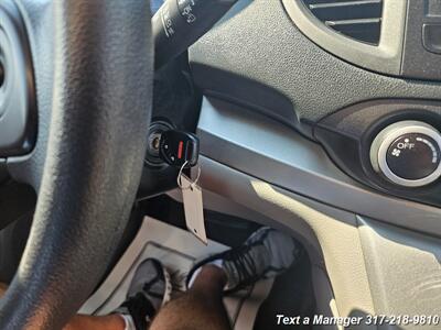2013 Honda CR-V LX - Photo 18 - Greenwood, IN 46142