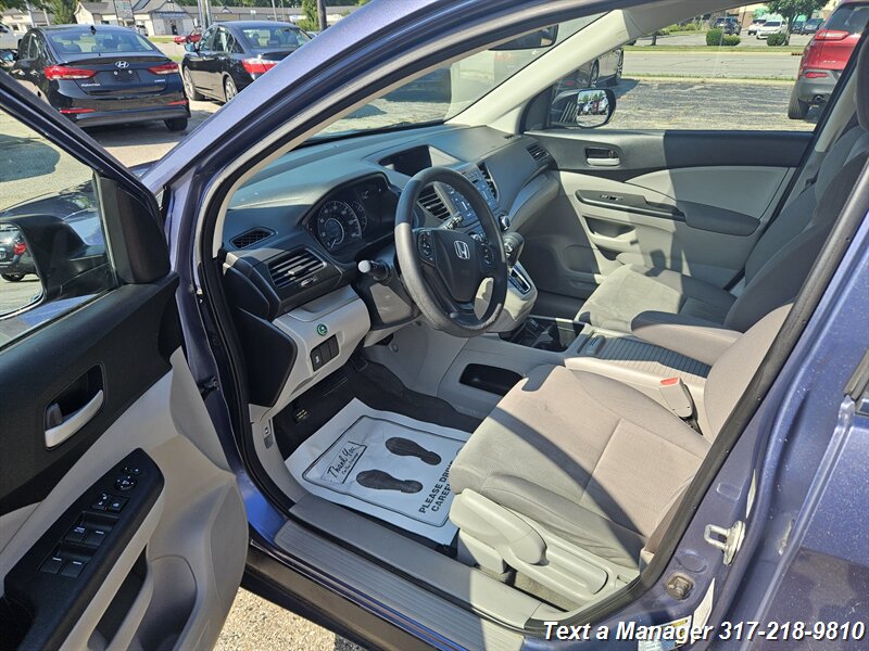 2013 Honda CR-V LX - Photo 10 - Greenwood, IN 46142