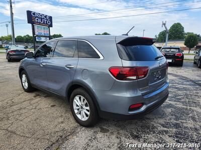 2020 Kia Sorento LX V6   - Photo 3 - Greenwood, IN 46142