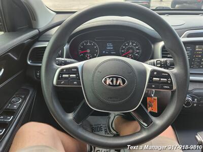 2020 Kia Sorento LX V6   - Photo 9 - Greenwood, IN 46142