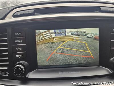 2017 Kia Sorento EX V6   - Photo 19 - Greenwood, IN 46142