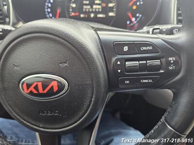 2017 Kia Sorento EX V6   - Photo 17 - Greenwood, IN 46142