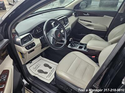 2017 Kia Sorento EX V6   - Photo 9 - Greenwood, IN 46142