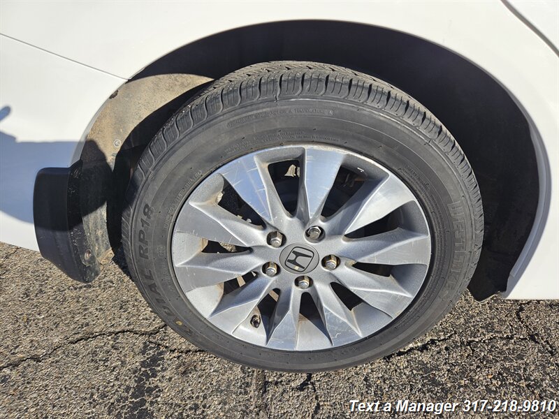 2015 Honda Civic LX - Photo 29 - Greenwood, IN 46142