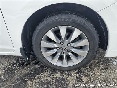 2015 Honda Civic LX - Photo 12 - Greenwood, IN 46142