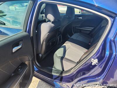2016 Dodge Charger SXT   - Photo 10 - Greenwood, IN 46142