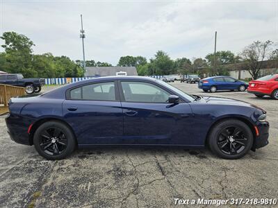 2016 Dodge Charger SXT   - Photo 6 - Greenwood, IN 46142