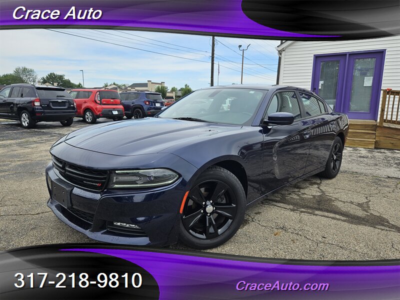 2016 Dodge Charger SXT - Photo 1 - Greenwood, IN 46142