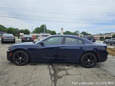 2016 Dodge Charger SXT   - Photo 2 - Greenwood, IN 46142