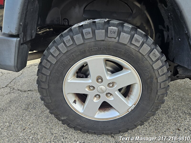 2015 Jeep Wrangler Unlimited Freedom Edition - Photo 27 - Greenwood, IN 46142