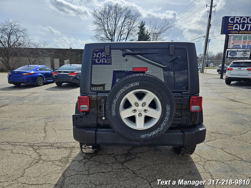 2015 Jeep Wrangler Unlimited Freedom Edition - Photo 4 - Greenwood, IN 46142
