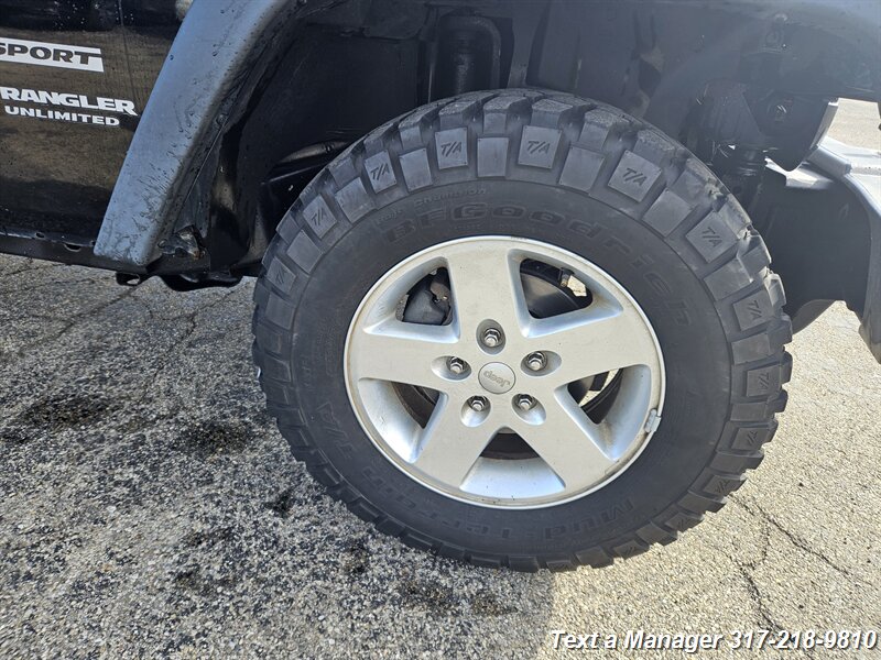 2015 Jeep Wrangler Unlimited Freedom Edition - Photo 29 - Greenwood, IN 46142