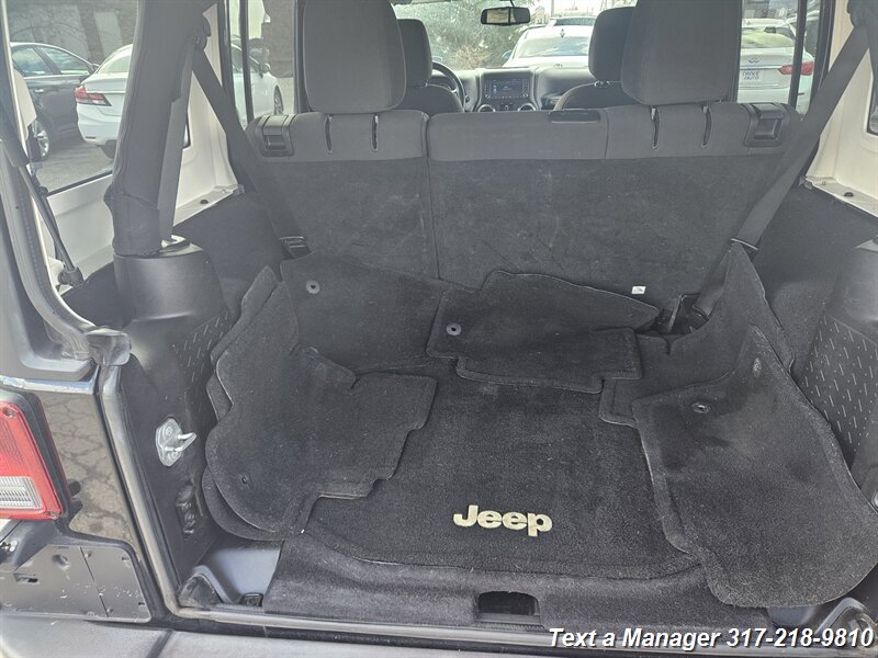 2015 Jeep Wrangler Unlimited Freedom Edition - Photo 23 - Greenwood, IN 46142
