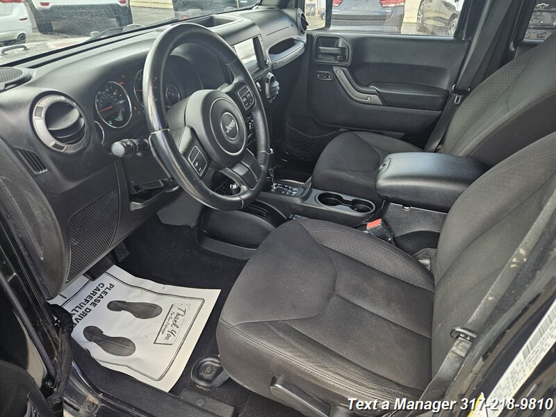 2015 Jeep Wrangler Unlimited Freedom Edition - Photo 9 - Greenwood, IN 46142