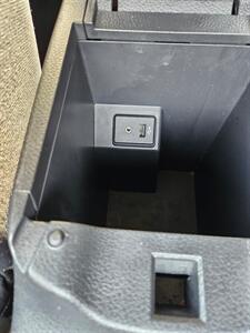 2017 Nissan Sentra SV   - Photo 23 - Greenwood, IN 46142