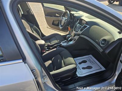 2016 Chevrolet Cruze Limited 1LT Auto   - Photo 24 - Greenwood, IN 46142