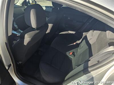 2016 Chevrolet Cruze Limited 1LT Auto   - Photo 20 - Greenwood, IN 46142