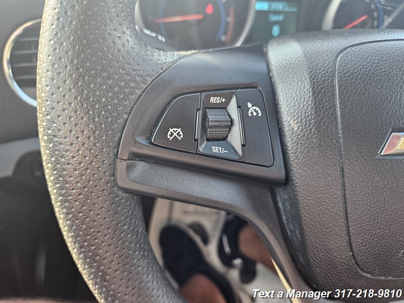 2016 Chevrolet Cruze photo 14
