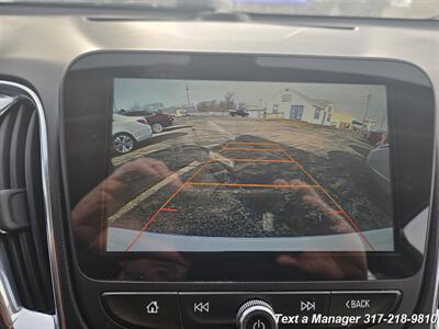2017 Chevrolet Malibu LT   - Photo 14 - Greenwood, IN 46142