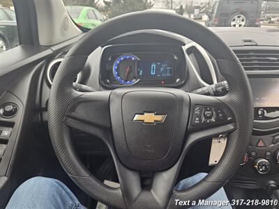 2015 Chevrolet Trax LS   - Photo 12 - Greenwood, IN 46142