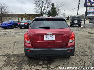 2015 Chevrolet Trax LS   - Photo 4 - Greenwood, IN 46142