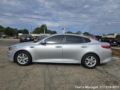 2018 Kia Optima LX   - Photo 2 - Greenwood, IN 46142