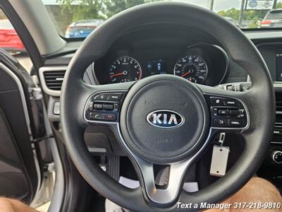 2018 Kia Optima LX   - Photo 12 - Greenwood, IN 46142