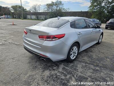 2018 Kia Optima LX   - Photo 5 - Greenwood, IN 46142