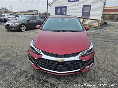 2019 Chevrolet Cruze LT   - Photo 8 - Greenwood, IN 46142