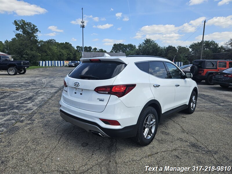 2017 Hyundai SANTA FE Sport 2.4L - Photo 5 - Greenwood, IN 46142