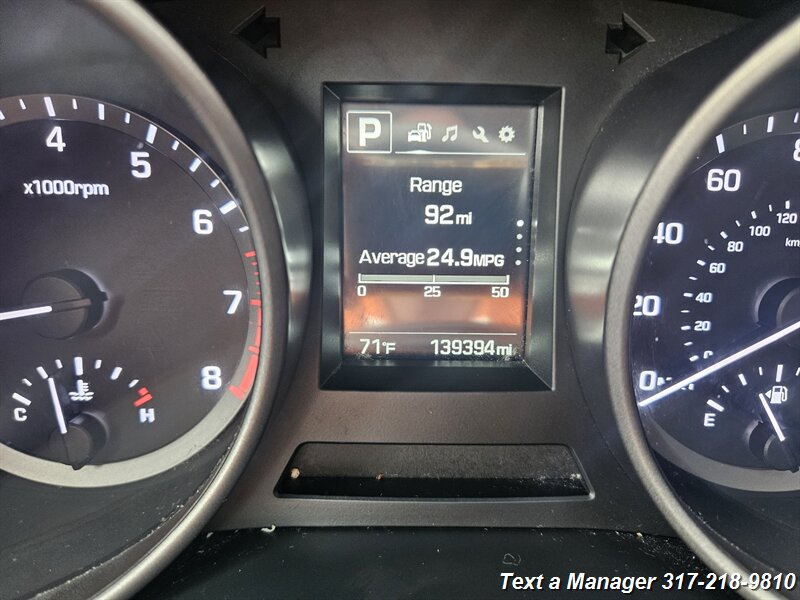 2017 Hyundai SANTA FE Sport 2.4L - Photo 15 - Greenwood, IN 46142