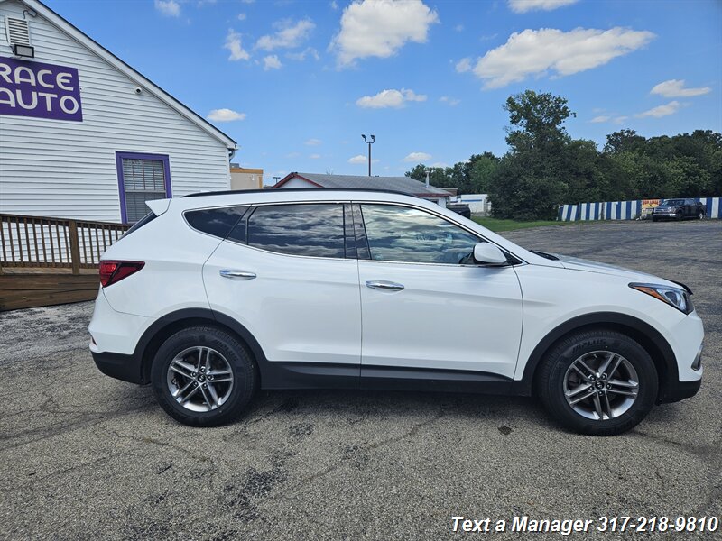 2017 Hyundai SANTA FE Sport 2.4L - Photo 6 - Greenwood, IN 46142