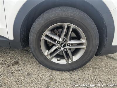 2017 Hyundai SANTA FE Sport 2.4L - Photo 27 - Greenwood, IN 46142