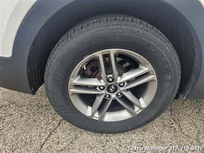 2017 Hyundai SANTA FE Sport 2.4L - Photo 30 - Greenwood, IN 46142
