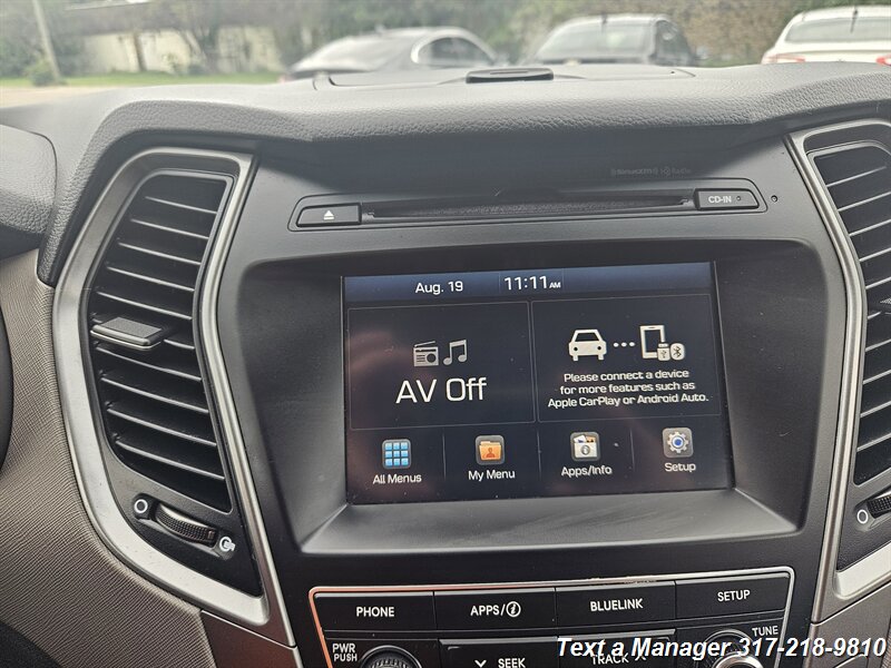 2017 Hyundai SANTA FE Sport 2.4L - Photo 18 - Greenwood, IN 46142