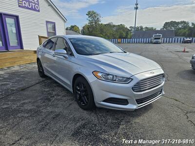 2015 Ford Fusion SE   - Photo 7 - Greenwood, IN 46142