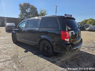 2019 Dodge Grand Caravan GT - Photo 3 - Greenwood, IN 46142