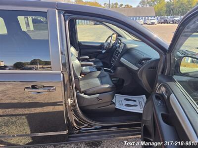 2019 Dodge Grand Caravan GT - Photo 27 - Greenwood, IN 46142