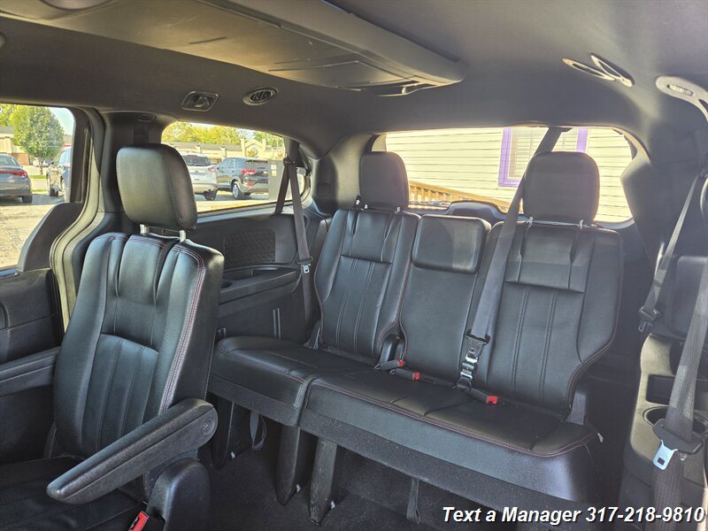 2019 Dodge Grand Caravan GT - Photo 23 - Greenwood, IN 46142