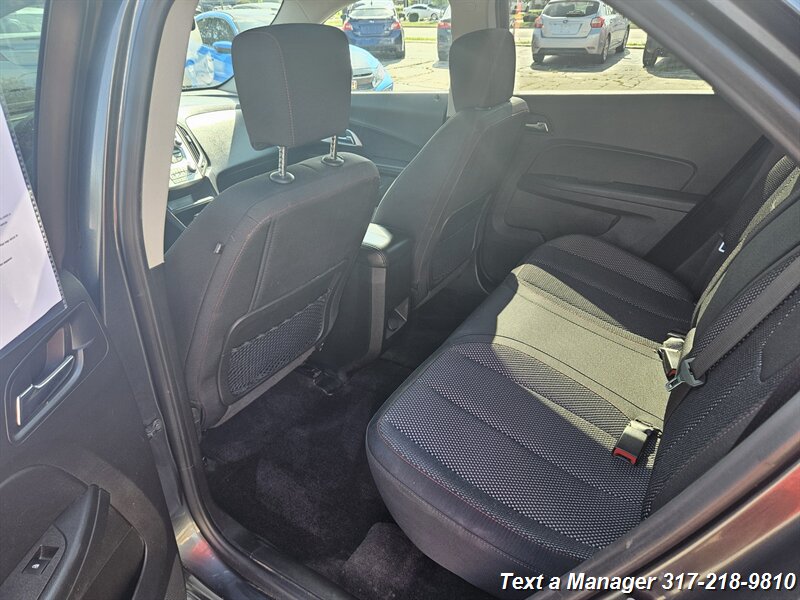 2017 Chevrolet Equinox LT - Photo 24 - Greenwood, IN 46142