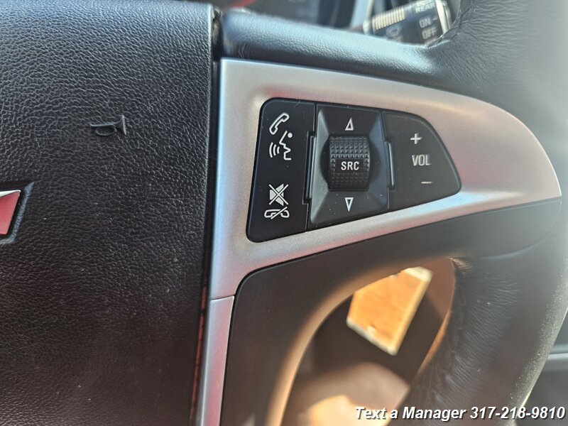 2017 Chevrolet Equinox LT - Photo 16 - Greenwood, IN 46142