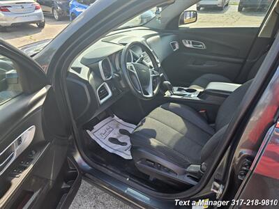 2017 Chevrolet Equinox LT - Photo 9 - Greenwood, IN 46142