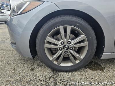 2017 Hyundai ELANTRA SE   - Photo 9 - Greenwood, IN 46142